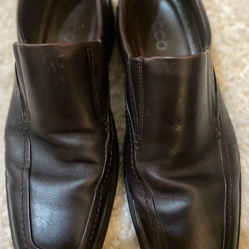 Ecco genuine, leather men’s dress shoes